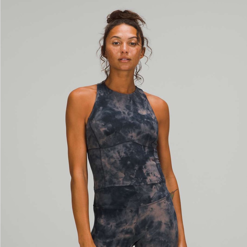Lululemon new with tags key to balance tank diamond dye lunar rock navy